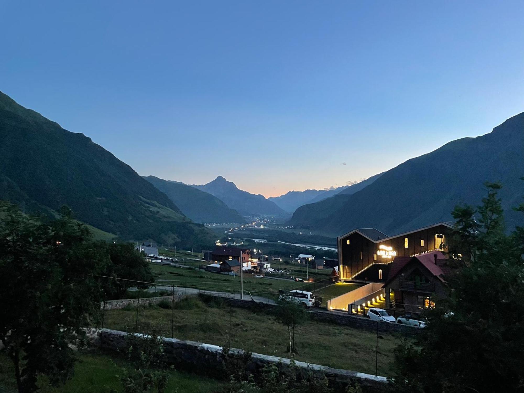 Jamarjeti Hotel Kazbegi Bagian luar foto